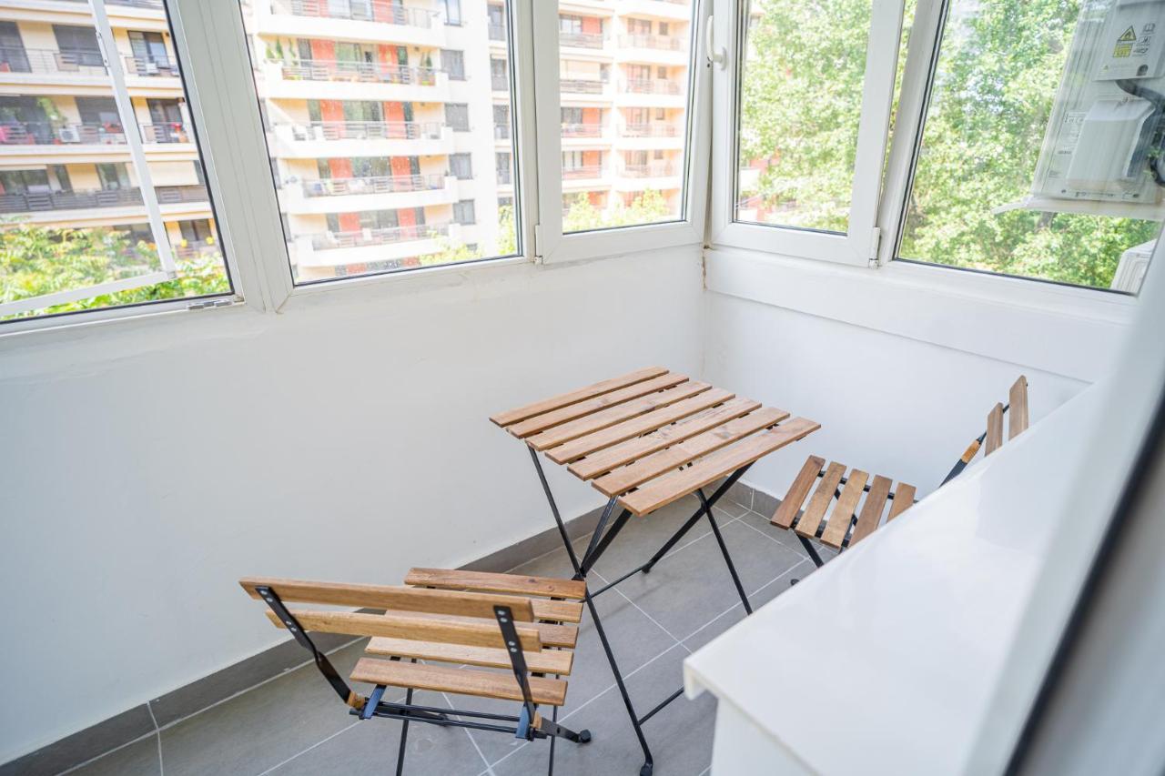 Spacious Newly Renovated 2Br Apartments With Balcony Βουκουρέστι Εξωτερικό φωτογραφία