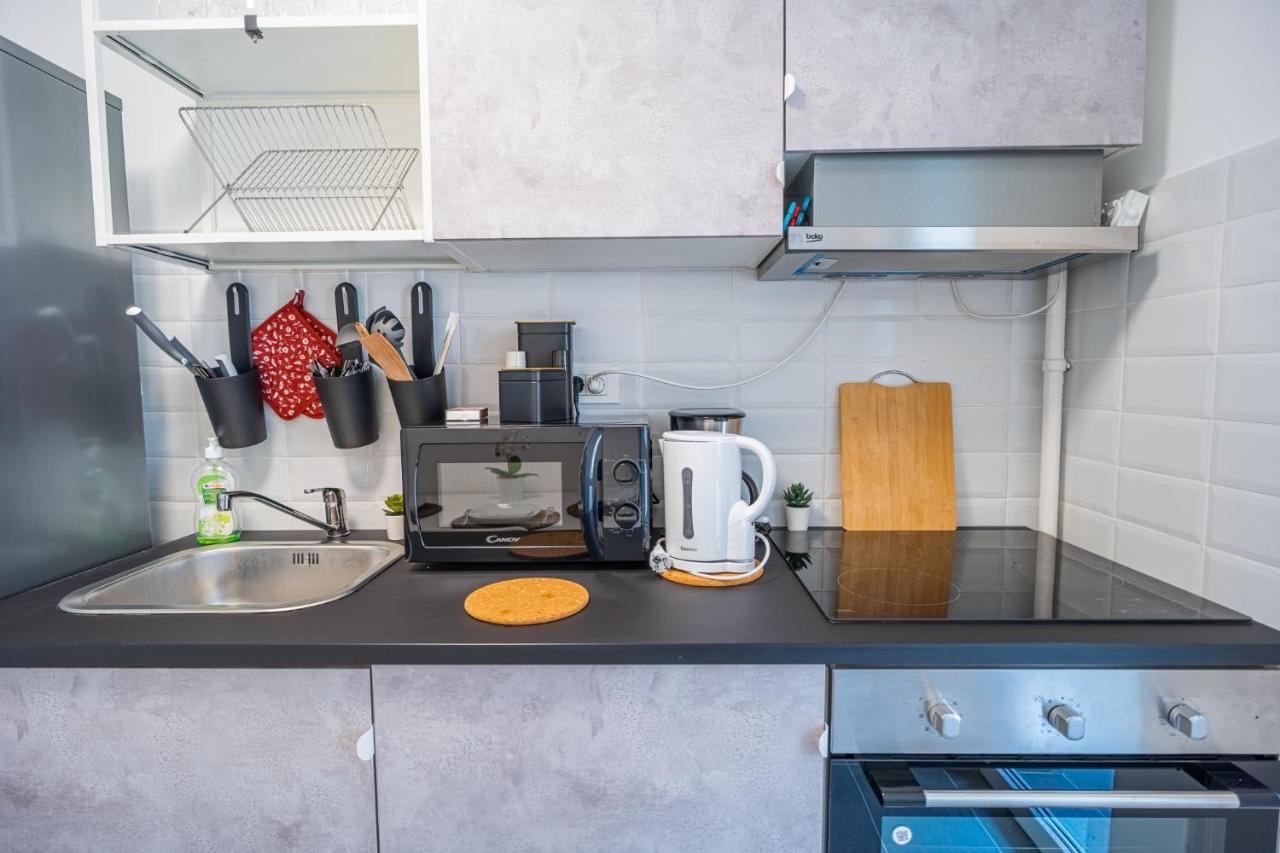 Spacious Newly Renovated 2Br Apartments With Balcony Βουκουρέστι Εξωτερικό φωτογραφία