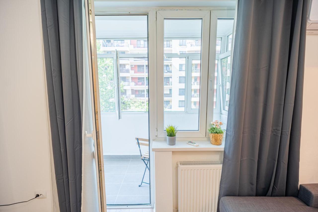 Spacious Newly Renovated 2Br Apartments With Balcony Βουκουρέστι Εξωτερικό φωτογραφία