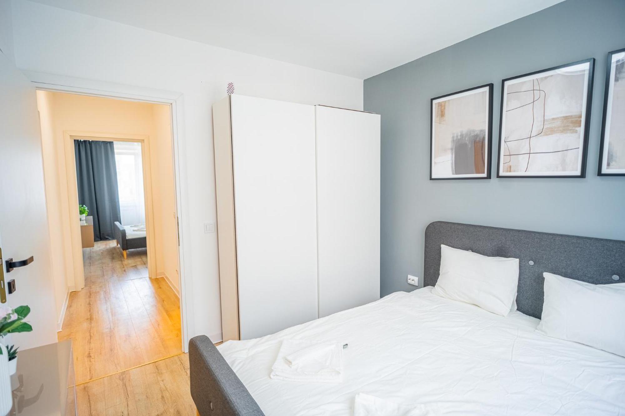 Spacious Newly Renovated 2Br Apartments With Balcony Βουκουρέστι Εξωτερικό φωτογραφία