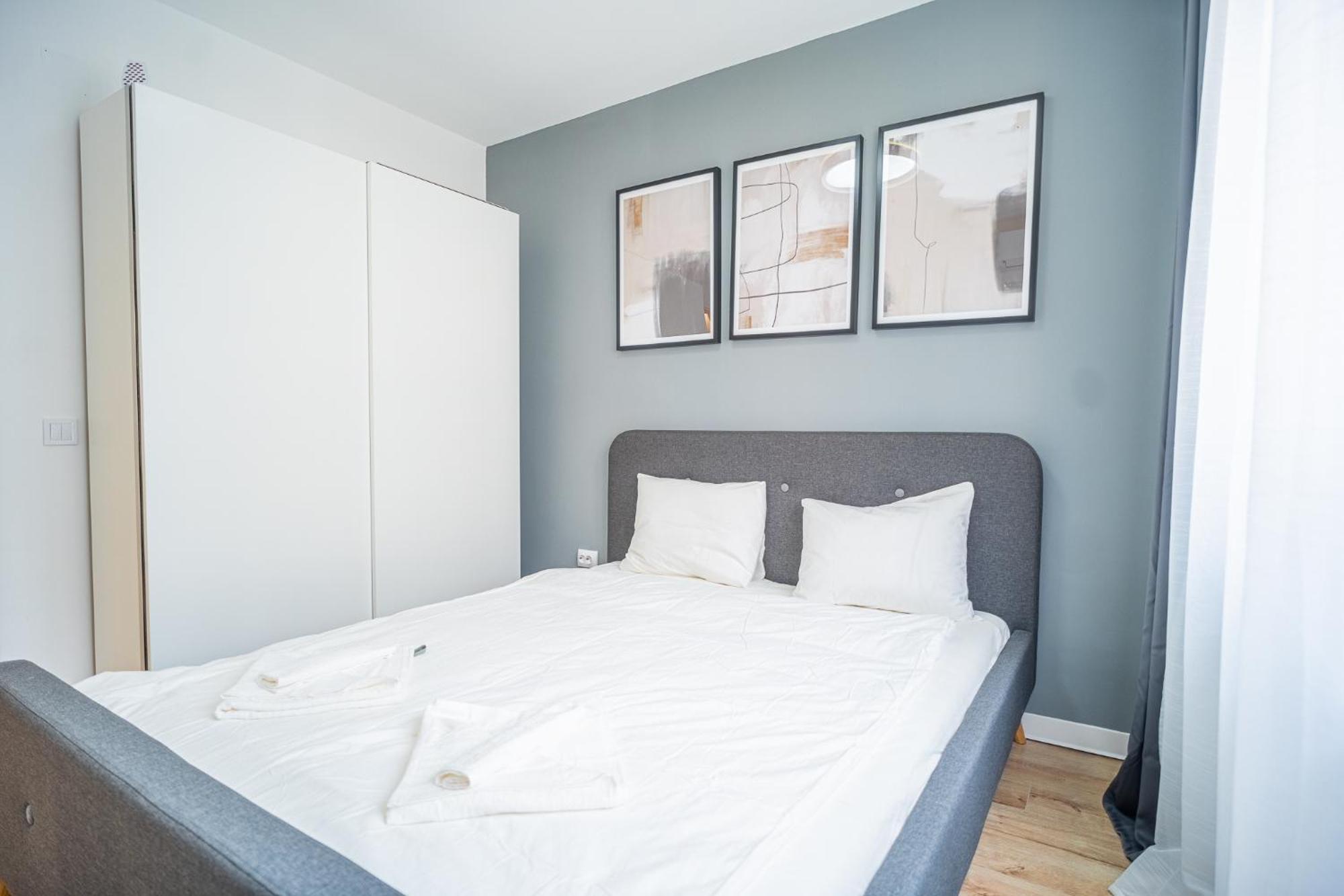 Spacious Newly Renovated 2Br Apartments With Balcony Βουκουρέστι Εξωτερικό φωτογραφία
